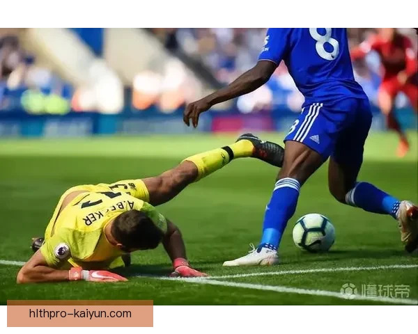 阿利松双脚出球展示