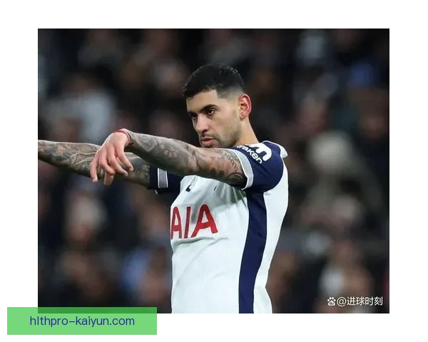 罗梅罗在空中对抗中的表现稳健，持续提升球队防线竞争力